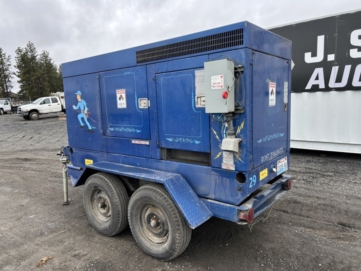 john-deere-208-image-3