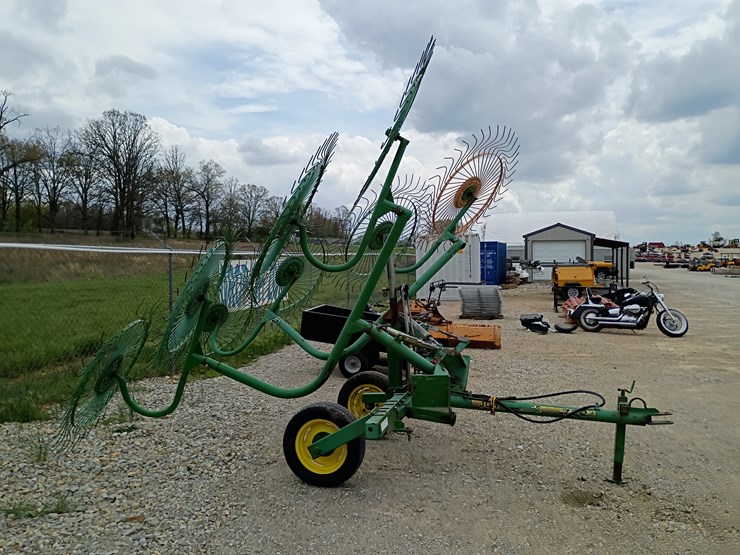 john-deere-702-image-6