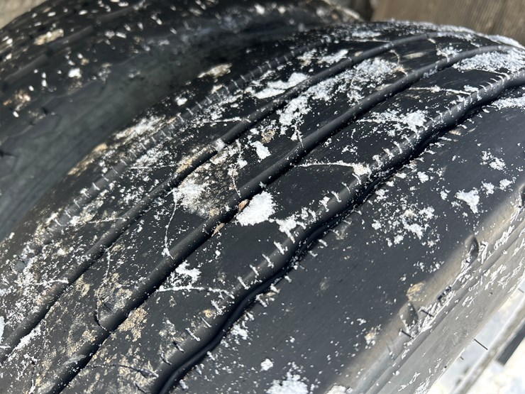 2021-ford-f550-image-92