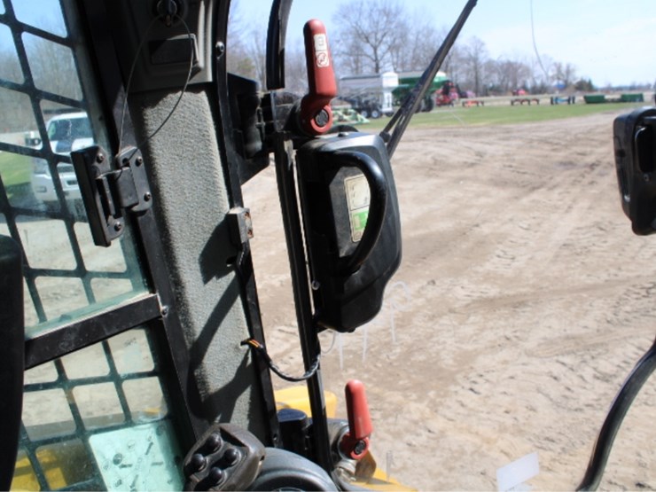 caterpillar-279d-image-31