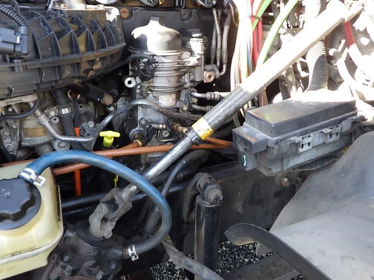 2018-freightliner-cascadia-125-image-17