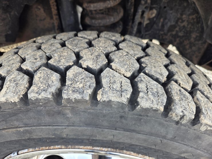 2018-ford-f550-xl-image-76