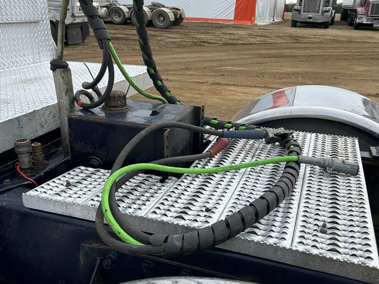 2006-caterpillar-c15-image-30