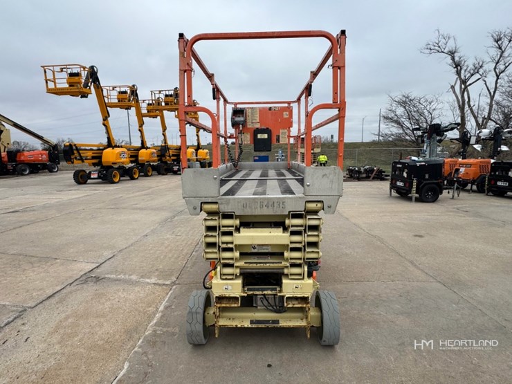 2007-jlg-3246es-image-4