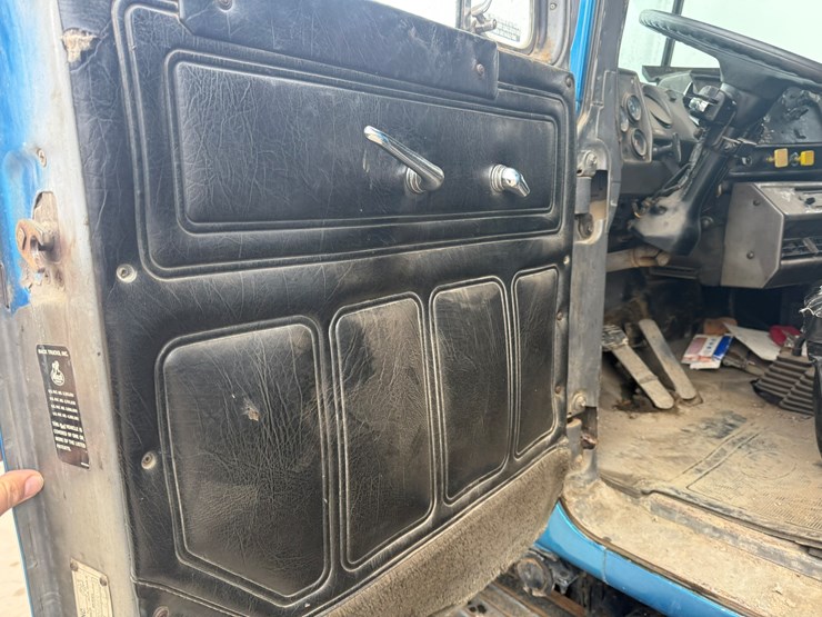 mack-rd686s-image-34