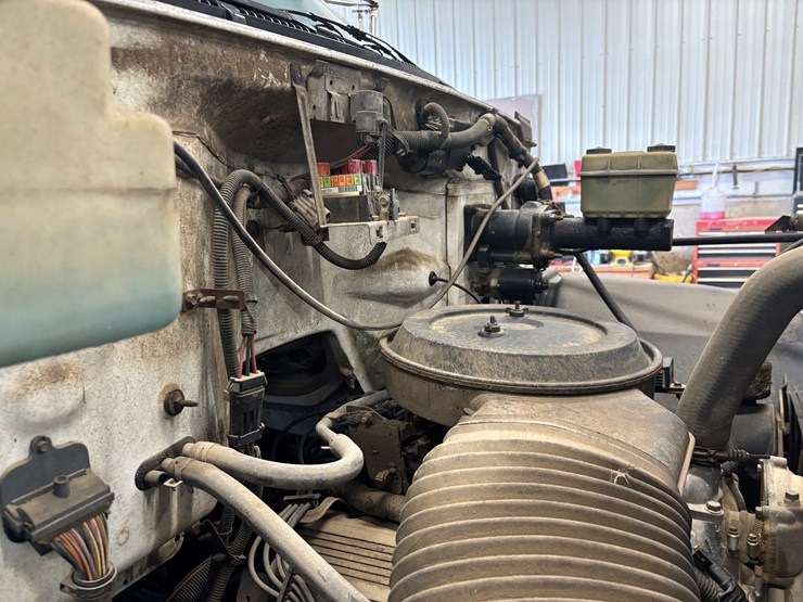 1995-gmc-topkick-image-27