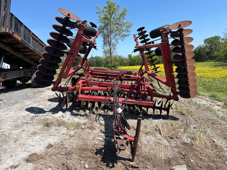 case-ih-3900dh-image-2