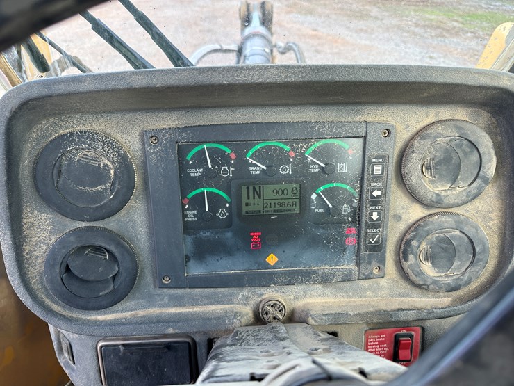2005-deere-544j-image-38