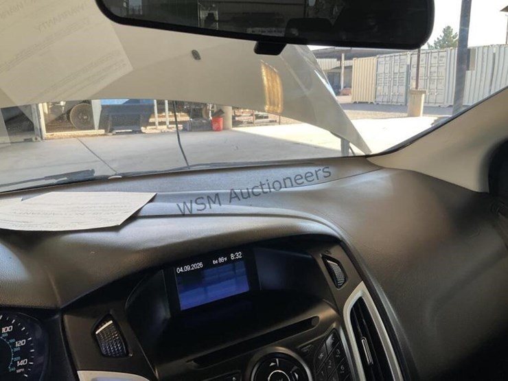 2014-ford-focus-se-sdn-image-19