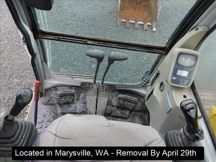 1999-kobelco-sk135sr-lc-image-17