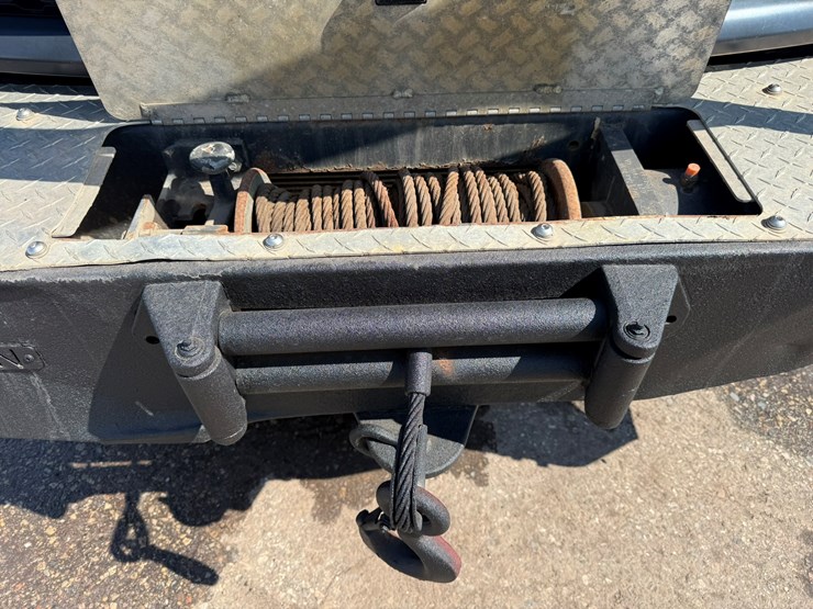 #1061-•-2016-ram-5500-heavy-duty-service-truck-image-6