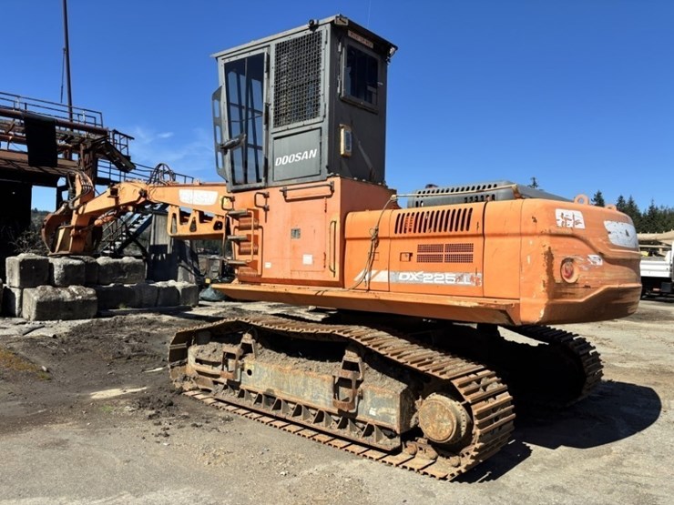 2007-doosan-dx225-ll-image-1