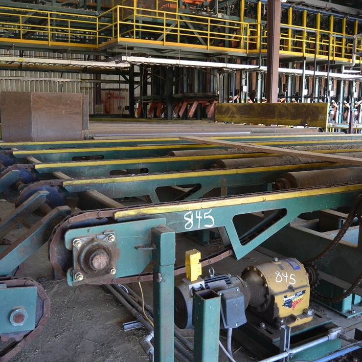 2015 USNR 21' WIDE X20' OUTFEED ROLLCASE W/ 32' 5 STRAND TRANSFER W/ DRIVE ROLLCASE HAS POP UP SYSTEM COMES FROM OUTFEED OF SORTER