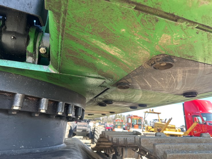 2016-deere-2154d-image-73