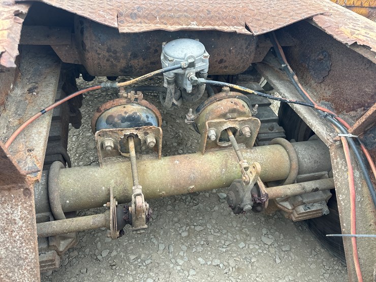 1986-massey-ferguson-8-image-24