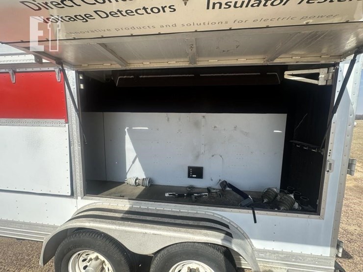 voltage-regulator-power-controls-enclosed-trailer-image-9