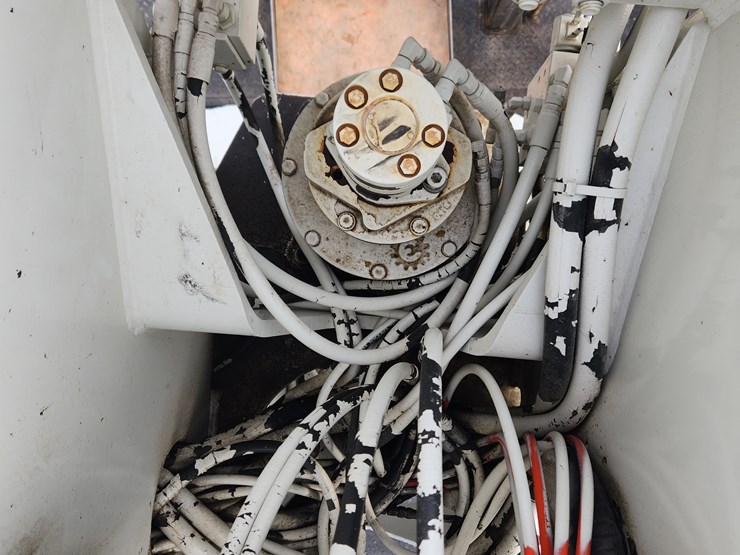 2008-international-workstar-7400-image-47