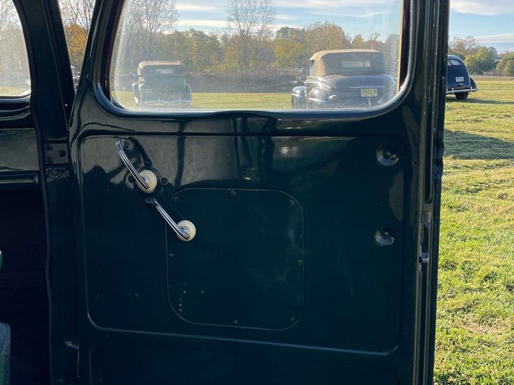 1946-ford-pickup-image-76