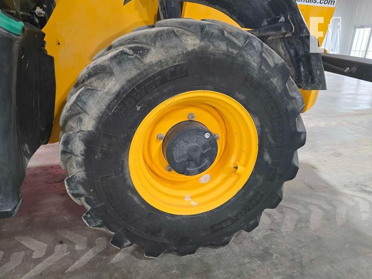 2018-jcb-510-56-image-25