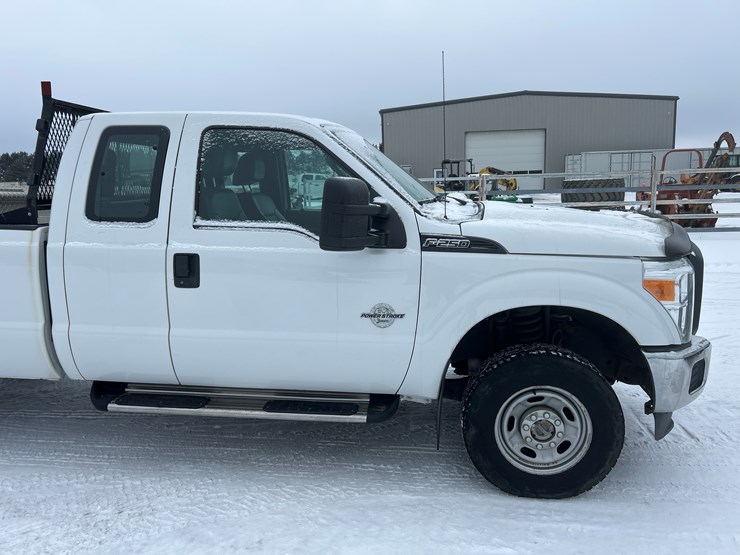 2014-ford-f250-image-15