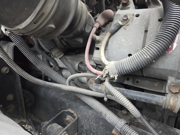 2013-international-durastar-4300-image-70