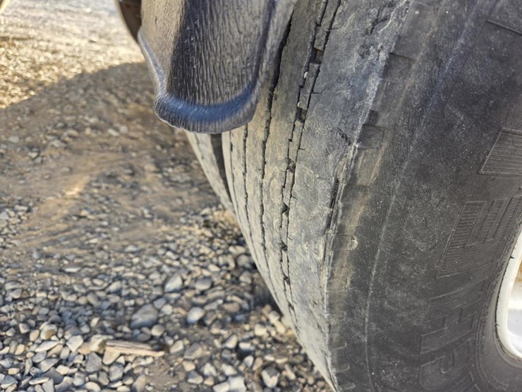 2006-massey-ferguson-8-image-51