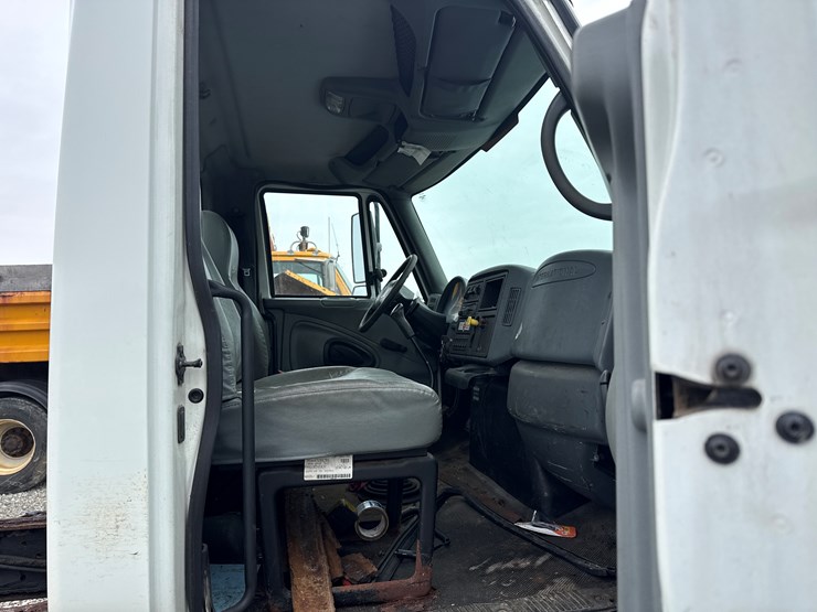 2002-international-4300-sba-image-27