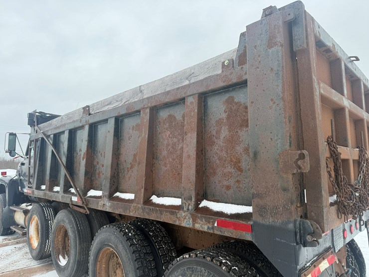 #1113-•-1990-ford-quad-axle-dump-truck-image-24