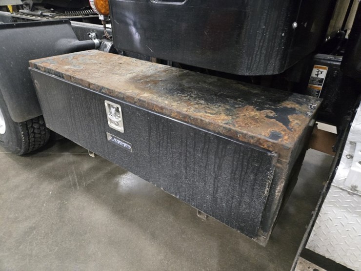 2015-kenworth-t680-image-19