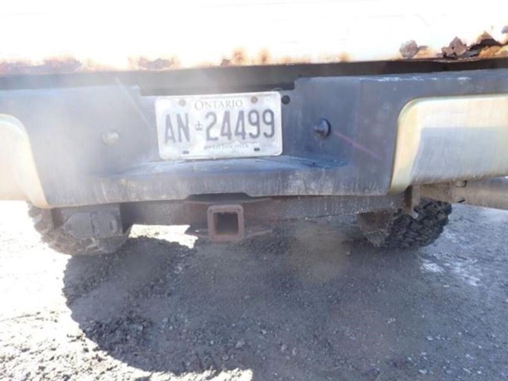 2016-ford-f350-xlt-image-32