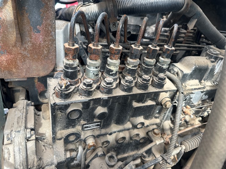 1995-international-8100-image-62