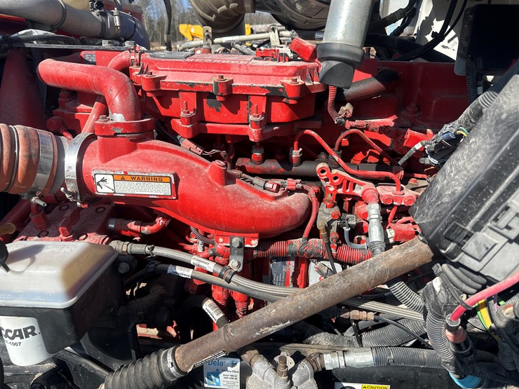 2013-peterbilt-365-image-62