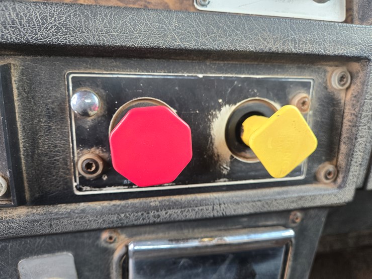 1993-kenworth-t800-image-80