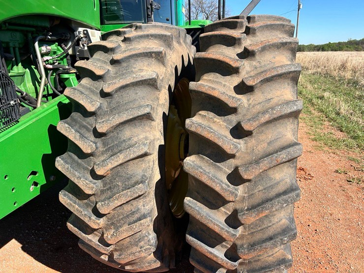 2011-john-deere-9230-image-21