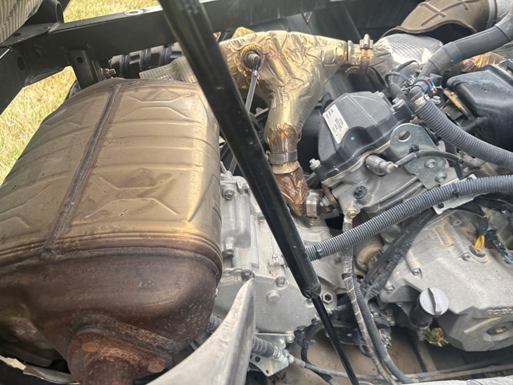 #2311-•-2023-can-am-hd-9-defender-xt-4x4-utv-image-26