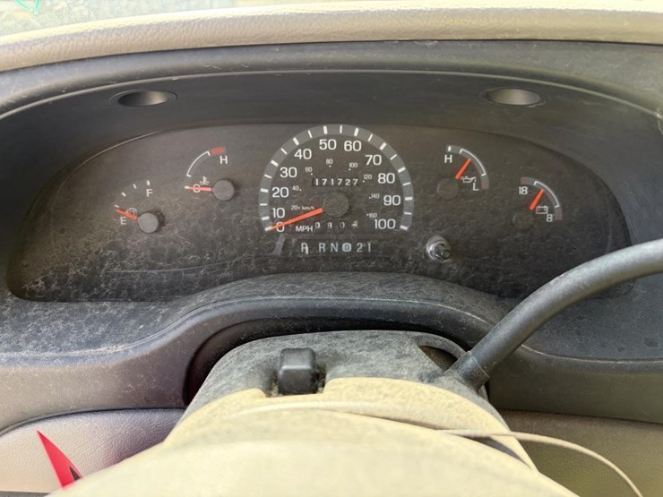 2002-ford-e350-image-15