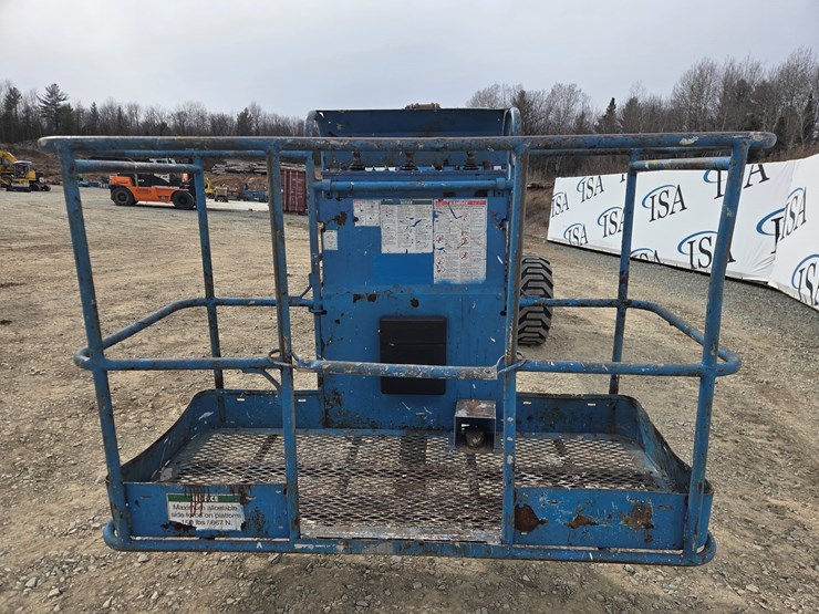 2005-massey-ferguson-8-image-4