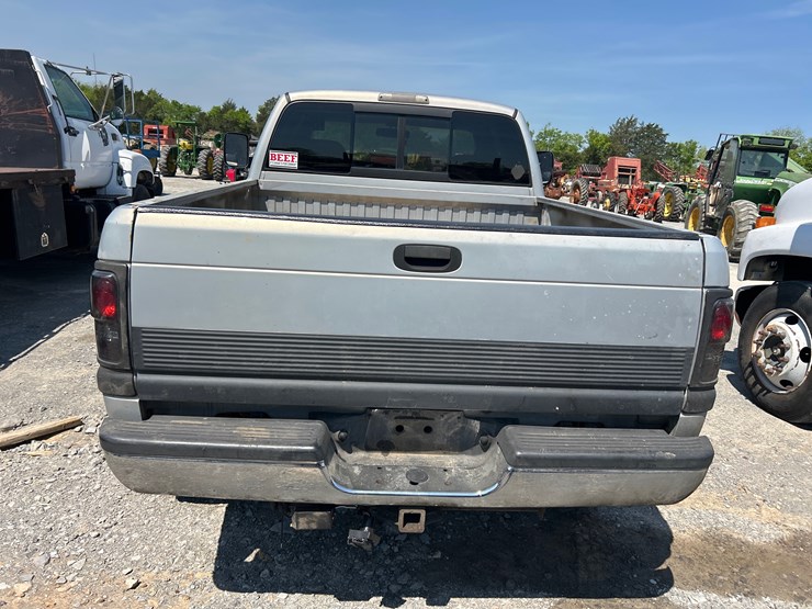 1998-dodge-2500-image-5