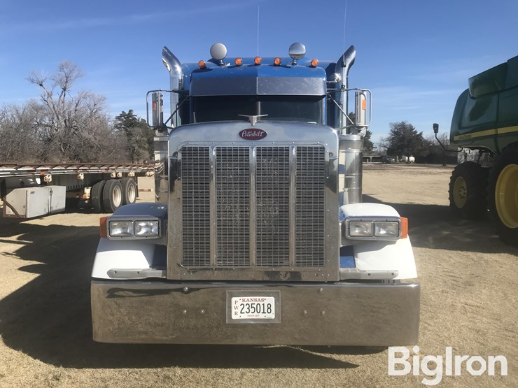 2001-peterbilt-379-image-2