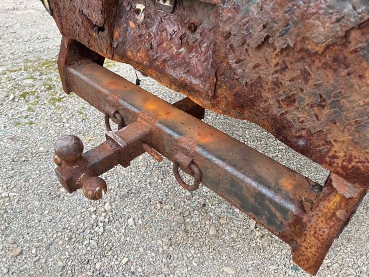 2011-ford-f350-image-21