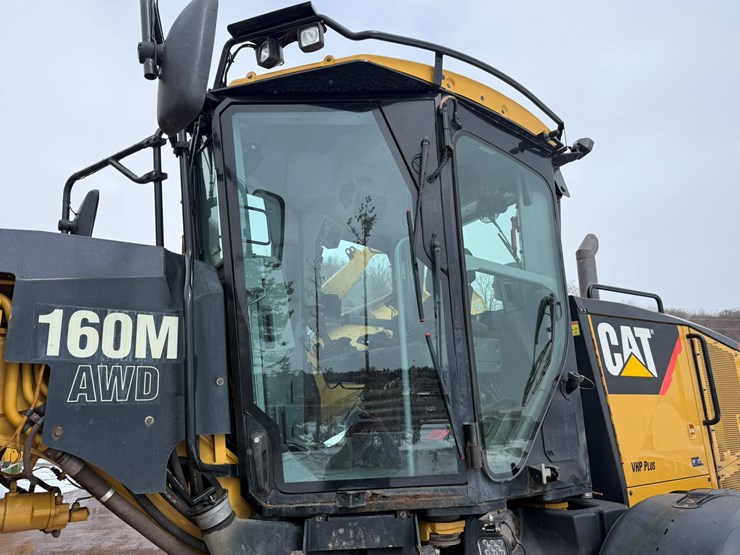 caterpillar-160m-image-31