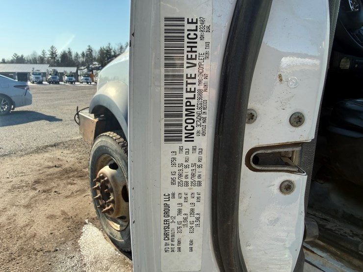 #2034-•-2012-ram-5500-heavy-duty-service-truck-image-63