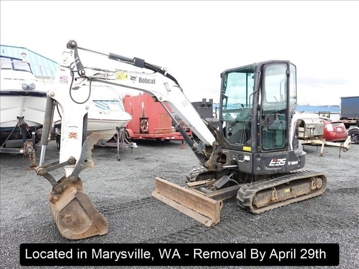 2017-bobcat-e35-image-1