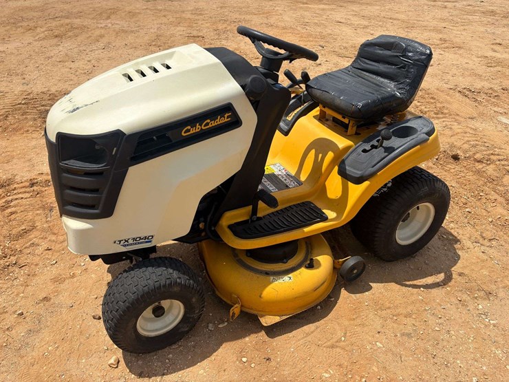 cub-cadet-ltx1040-image-1