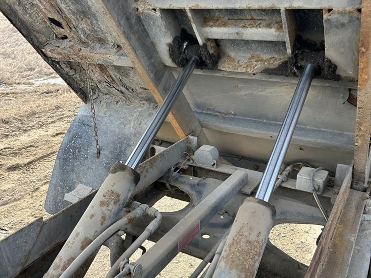 2001-dodge-ram-3500-image-57