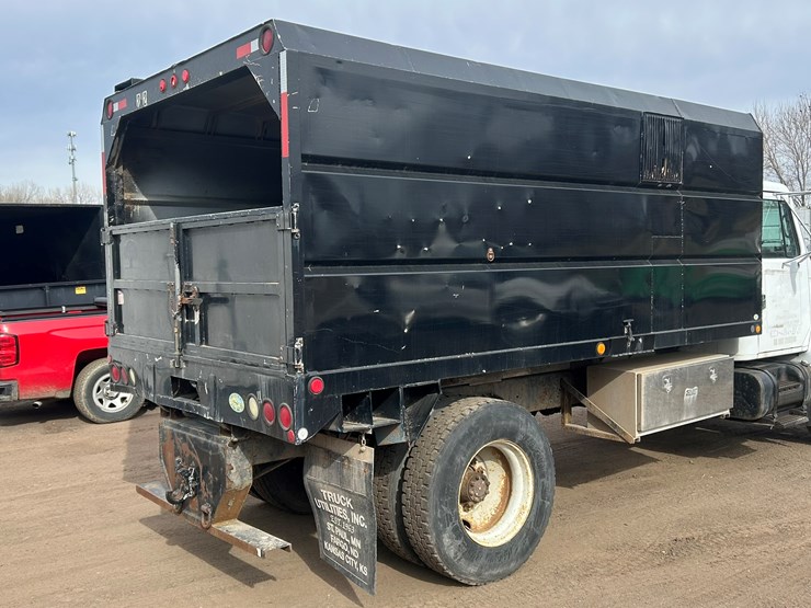 1996-international-4700-image-4