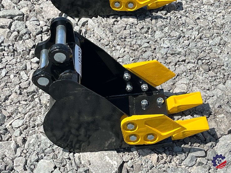 unused-2026-ce-8"-toothed-bucket-image-6