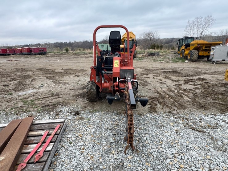 2017-ditch-witch-rt45-image-5