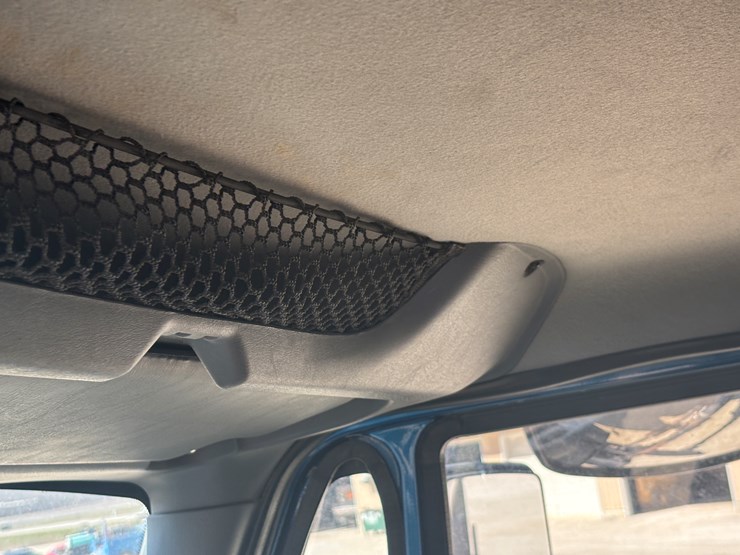 2006-international-7600-image-49