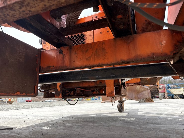 2009-massey-ferguson-8-image-30